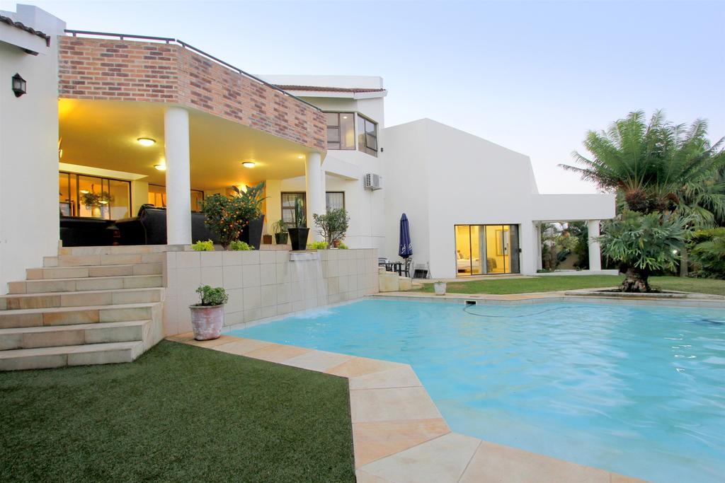 La Dolce Vita Umhlanga Guesthouse ダーバン エクステリア 写真